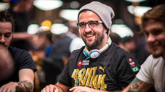 WSOP 2017: com field gigante, brasileiros avançam para o Dia 2 no Main Event André Akkari