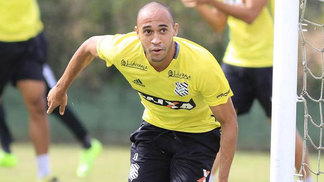 Lateral Dudu aponta Figueirense confiante para sequência da Série B Dudu, durante treino do Figueirense