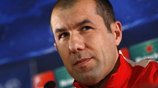 Cobiçado pela China, técnico campeão francês renova com o Monaco Leonardo Jardim tenta se tornar um 'novo Mourinho' na vida de Wenger
