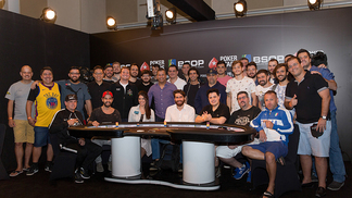Momento histórico com os melhores jogadores de poker do país reunidos no torneio Top do Brasil durante o BSOP Brasília Participantes do torneio Top do Brasil