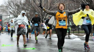 Uma maratona de Boston na conta, por favor! A medalha que faltava para uma corredora de 52 anos