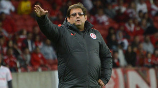 Internacional busca a liderança da Série B contra o Paysandu Guto Ferreira pediu calma com o início de trabalho no Inter