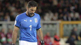Itália se dá mal e pega Suécia por vaga na Copa de 2018 Gianluigi Buffon, goleiro da seleção italiana
