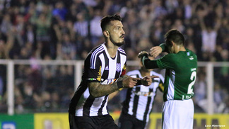Marquinhos faz a favor e contra, e Figueirense só empata com o Boa Marquinhos foi o protagonista no jogo contra o Boa