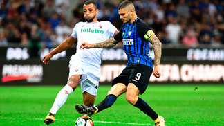 Estreia da Inter empolga destaque do time de Milão: 'Vamos brigar pelas primeiras posições' Vitor Hugo disputa bola com Icardi durante Inter de Milão 3x0 Fiorentina
