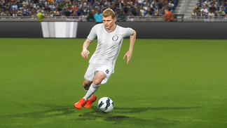 Em rede social, Toni Kroos pede valorização de sua velocidade em 'FIFA 18' Toni Kroos é mais rápido em PES 2018 do que FIFA 18