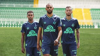 Chapecoense lança bela camisa 3 azul Chapecoense Nova Camisa 3 Umbro 210918