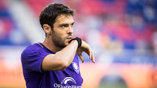Aos 35 anos, Kaká anuncia aposentadoria como jogador Kaká em campo pelo Orlando City, nos Estados Unidos