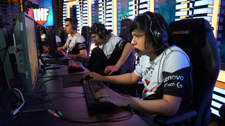 Eliminando equipes brasileiras, Infamous e Sacred se classificam para próximos minors de 'Dota 2' Infamous em sua participação no PGL Open Bucharest