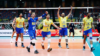 No tie-break, Brasil vence os Estados Unidos na Copa dos Campeões Brasil venceu os Estados Unidos em cinco sets