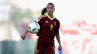 Ela trocou Venezuela por EUA; agora, é candidata à autora do gol mais bonito do ano Deyna Castellanos concorre ao prêmio feminino da Bola de Ouro da Fifa