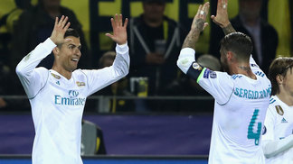 Jornal: discussão sobre elenco do Real Madrid deixa clima tenso entre Sergio Ramos e Cristiano Ronaldo Cristiano Ronaldo e Sergio Ramos celebram gol do Real Madrid na Champions League