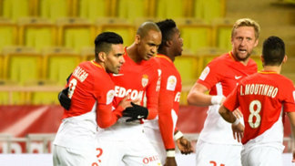 Monaco vence o Angers com gol de Falcao e é vice-líder provisório Monaco venceu neste sábado