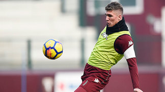 Hoje adversário na Itália, zagueiro lembra por que preferiu o São Paulo ao Milan O zagueiro Lyanco durante treino pelo Torino na sexta-feira