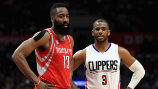 Chris Paul é trocado e formará dupla com Harden em Houston James Harden e Chris Paul vão formar dupla em Houston