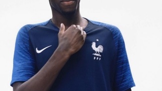 França apresenta novas camisas 1 e 2 para a Copa do Mundo França Nova Camisa 1 Nike 15/03/2018
