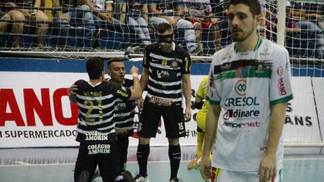 Corinthians sofre empate no fim e perde chance de liderar a Liga Futsal Corinthians empatou com o Marreco na Liga Nacional de Futsal