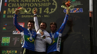 Veja o que rolou na prova de Downhill no Panamericano de MTB | Bike é Legal Dois brasileiros no pódio na prova de DH do Panamericano 2014