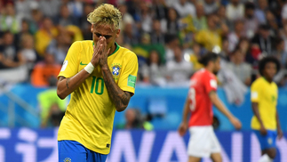Atuação abaixo do potencial, arbitragem, Neymar, rendimento suíço: análise da estreia brasileira na Copa Neymar durante partida contra a Suiça