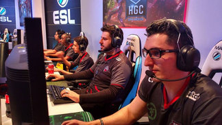 Como começou o domínio da Red Canids no cenário latino-americano de 'Heroes of the Storm' Equipe da Red Canids na Copa de Heroes of the Storm da Blizzard