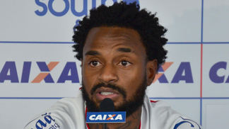 Bahia se reapresenta após derrota e entrada na zona de rebaixamento Renê Júnior deu entrevista coletiva nesta terça-feira
