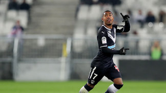 Com belo gol de Malcom, Bordeaux volta a vencer no Francês Malcom fez um belo gol