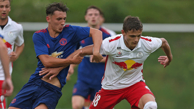 Atacante em ação pelo Red Bull Salzburg, da Áustria Atacante em ação pelo Red Bull Salzburg, da Áustria