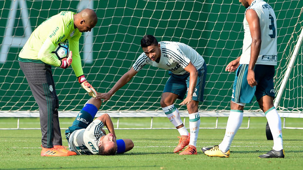 Guerra sofre lesão no ombro e desfalca Palmeiras por 4 semanas