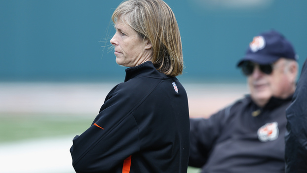 Katie Blackburn é a vice presidente do Cincinnati Bengals Katie Blackburn é a vice presidente do Cincinnati Bengals