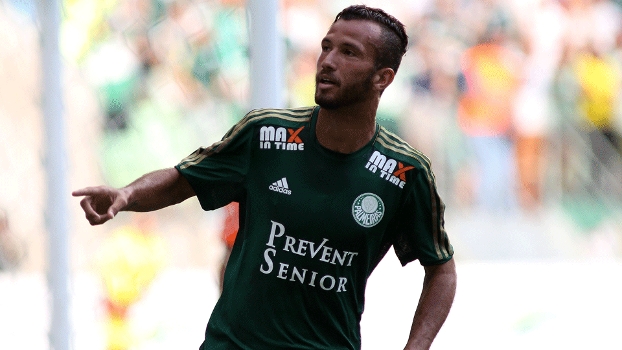 Na Bélgica, Leandro 'Banana' não esconde saudades do Palmeiras: 'Um dia voltarei'