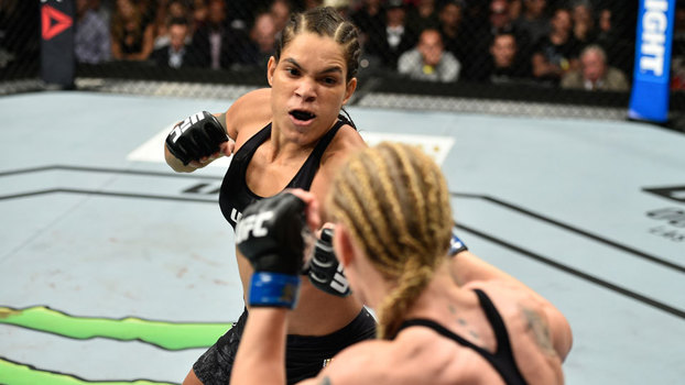 Amanda Nunes venceu luta sem grandes emoções contra Valentina Shevchenko no UFC 215 Amanda Nunes venceu luta sem grandes emoções contra Valentina Shevchenko no UFC 215