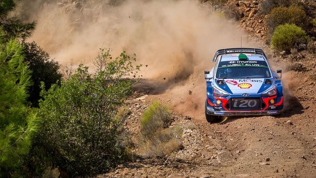 Haydon Paddon / Sebastian Marshall (Hyundai i20 Coupe WRC) Haydon Paddon / Sebastian Marshall (Hyundai i20 Coupe WRC)