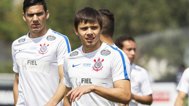 Paraguai convoca Romero e Balbuena, que podem desfalcar o Corinthians