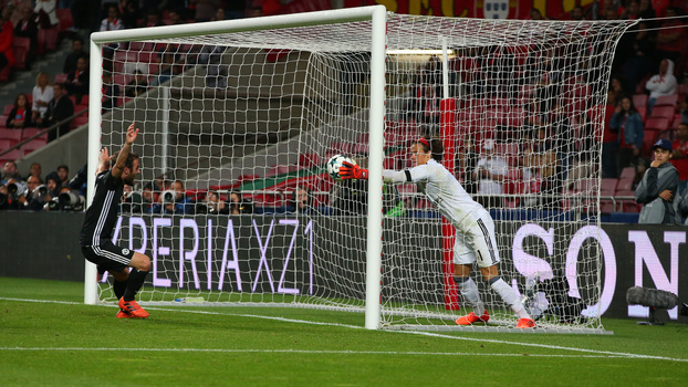 O Benfica não conseguiu vencer o United em casa e perdeu por 1x0, após falha de Svilar O Benfica não conseguiu vencer o United em casa e perdeu por 1x0, após falha de Svilar