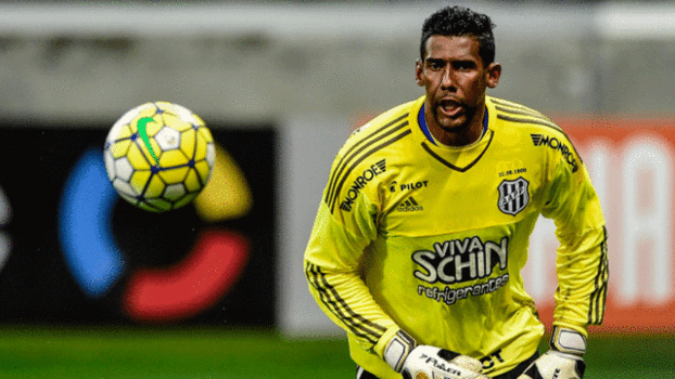 Goleiro foi vítima de racismo em 2014 Goleiro foi vítima de racismo em 2014