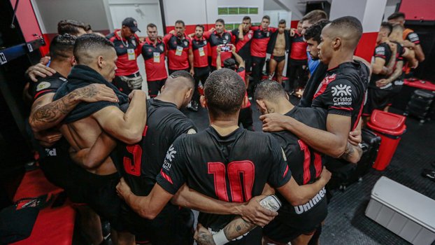 Atlético-GO mostra união e qualidade no Brasileirão Atlético-GO mostra união e qualidade no Brasileirão