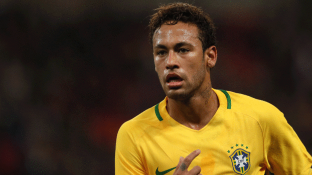 Neymar com a camisa da seleção brasileira Neymar com a camisa da seleção brasileira