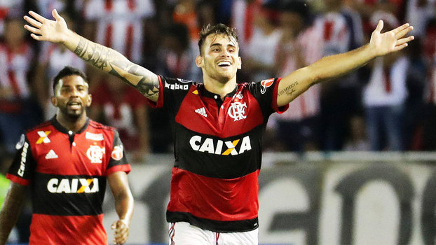 Felipe Vizeu fez os gols que colocaram o Fla na final da Sul-Americana: joia da base Felipe Vizeu fez os gols que colocaram o Fla na final da Sul-Americana: joia da base
