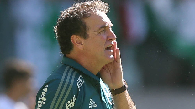 Cuca foi advertido e Cuquinha, auxiliar dele, foi suspenso pelo STJD Cuca foi advertido e Cuquinha, auxiliar dele, foi suspenso pelo STJD