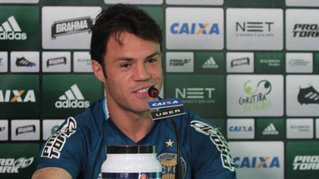 STJD ou joelho podem tirar Kléber da rodada STJD ou joelho podem tirar Kléber da rodada
