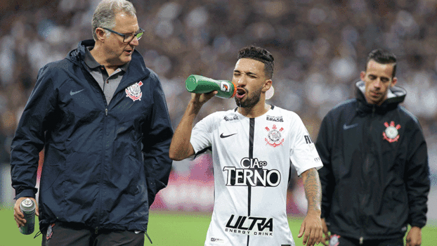Corinthians perde quatro jogadores suspensos para despedida do Brasileirão