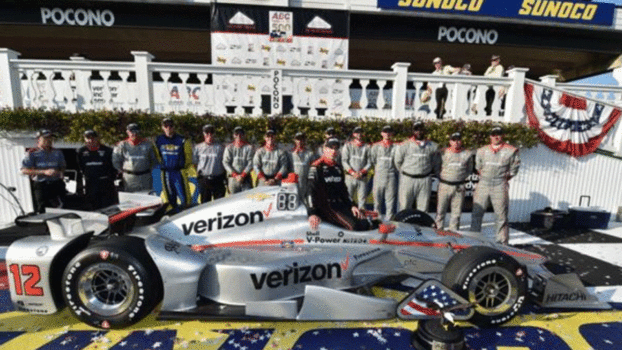 Australiano levou sua Penske para o topo do pódio Australiano levou sua Penske para o topo do pódio
