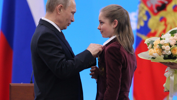 Yulia Lipnitskaya arrancou elogios de Putin em Sóchi-2014 Yulia Lipnitskaya arrancou elogios de Putin em Sóchi-2014