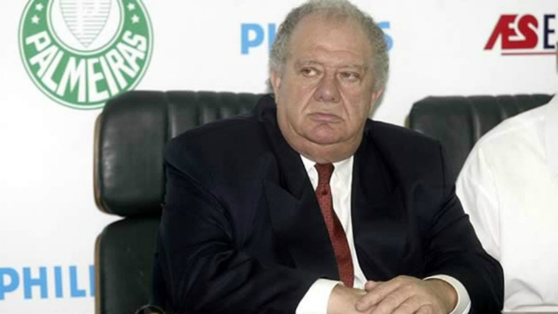 Afastado de Galiotte, Mustafá foi à Crefisa pedir por fim de investimentos no Palmeiras