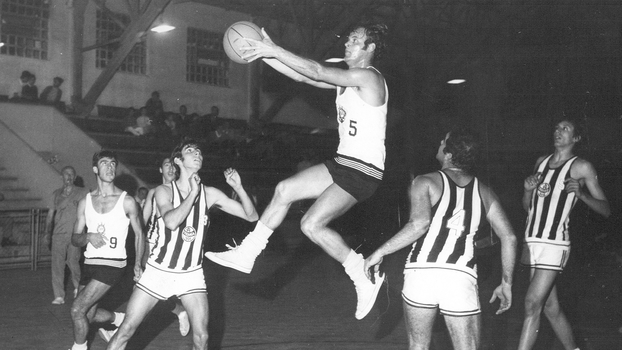 Wlamir Marques, do Corinthians, durante partida contra o Ypiranga, pelo Campeonato Paulista de 1968. Wlamir Marques, do Corinthians, durante partida contra o Ypiranga, pelo Campeonato Paulista de 1968.