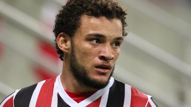 Atacante deve deixar clube pernambucano e jogar pelo Botafogo Atacante deve deixar clube pernambucano e jogar pelo Botafogo