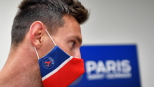 Lionel Messi durante exames médicos no PSG Lionel Messi durante exames médicos no PSG