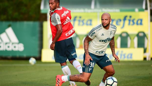 Valentim usa Felipe Melo em primeiro treinamento como interino