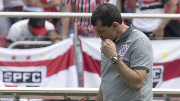 Corinthians fica com 'pé torto', piora defesa e perde em 6 partidas mais pontos do que perdeu no 1º turno inteiro