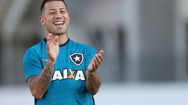 Leo Valencia, jogador do Botafogo Leo Valencia, jogador do Botafogo